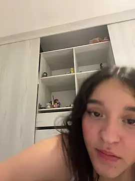 aleja__lux Show in webcam