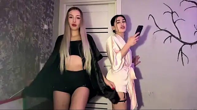 แชท XXX สดของ CaitlynBlasenhauer