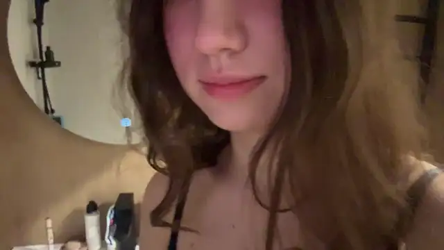 TenleyKiss' Live XXX Chat