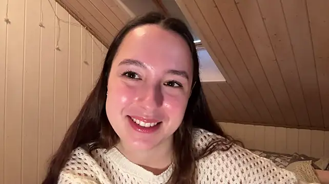CapriceDinola Webcam show