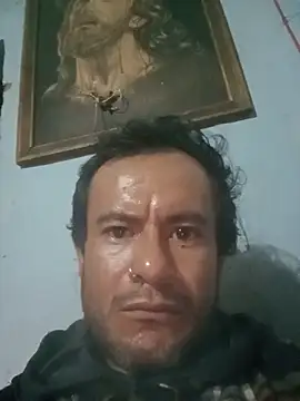 Show modela 320032chicho na web-kameri
