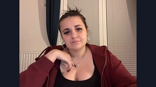 SandyFlowers – Live XXX-chat