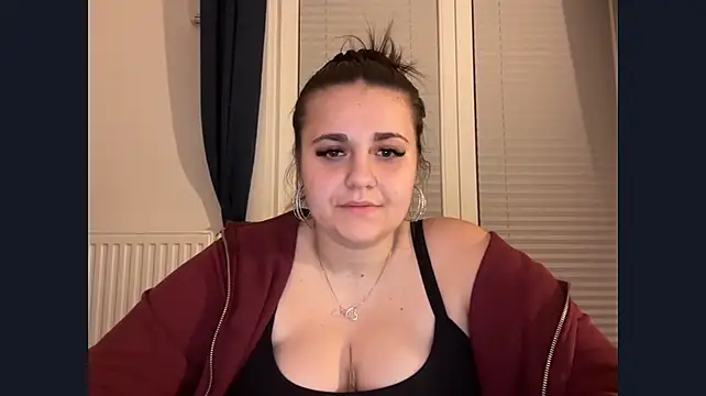 SandyFlowers Chat XXX in diretta