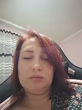 Arin-in Live XXX-Chat