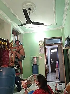 Priya_couple1 Pertunjukan Webcam