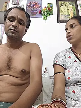 Priya_couple1 – Kamerová šou