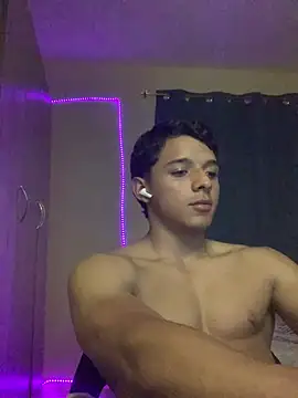 عرض كام fitboycm1
