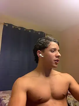 Show modela fitboycm1 na web-kameri