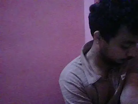 shankybigbang Show in webcam
