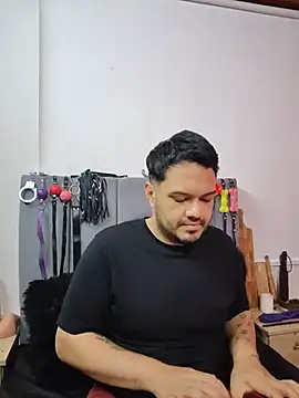 Alejandro_bdsm Show in webcam
