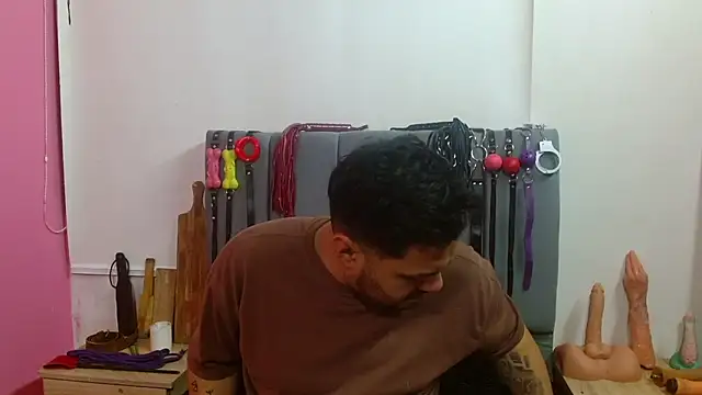 Pertunjukan Kamera Web Alejandro_bdsm