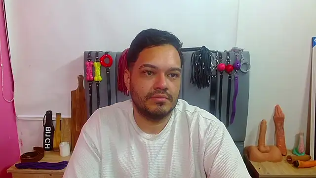 Alejandro_bdsm Webcam-Show