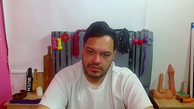 Webkamerová show Alejandro_bdsm