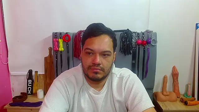 Alejandro_bdsm Webcam Show