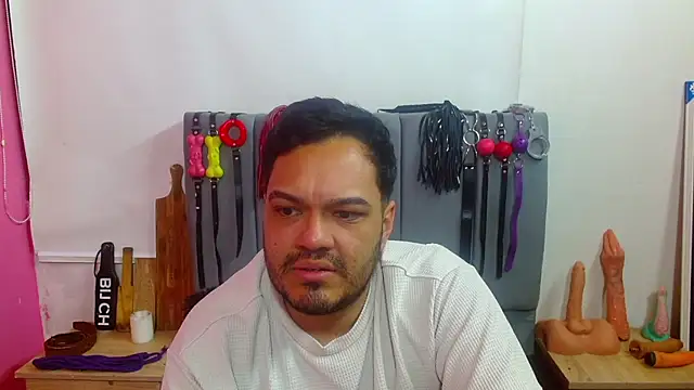 Вебкам-шоу Alejandro_bdsm