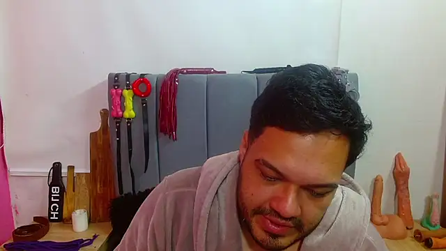 Webkamerová show Alejandro_bdsm