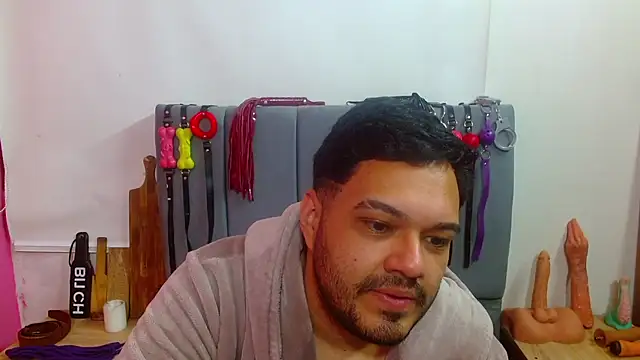 Alejandro_bdsm 웹캠 쇼