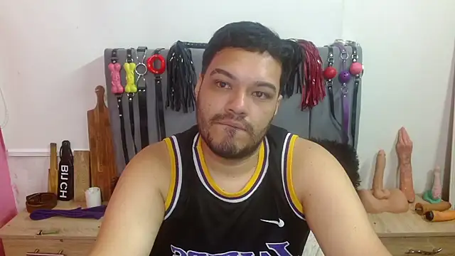 Вебкам-шоу Alejandro_bdsm