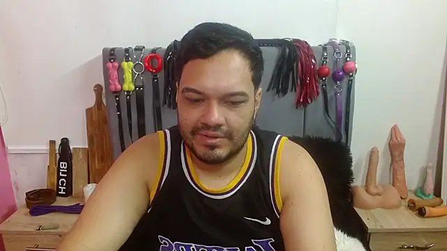 Show modela Alejandro_bdsm na web-kameri