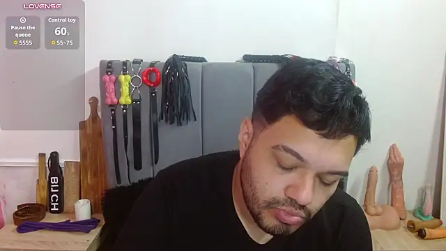 Pertunjukan Kamera Web Alejandro_bdsm