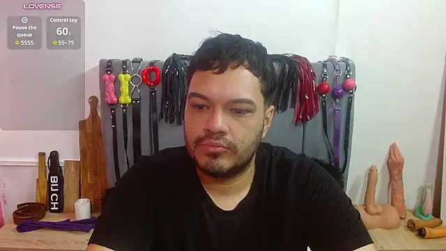 Alejandro_bdsm Show in webcam