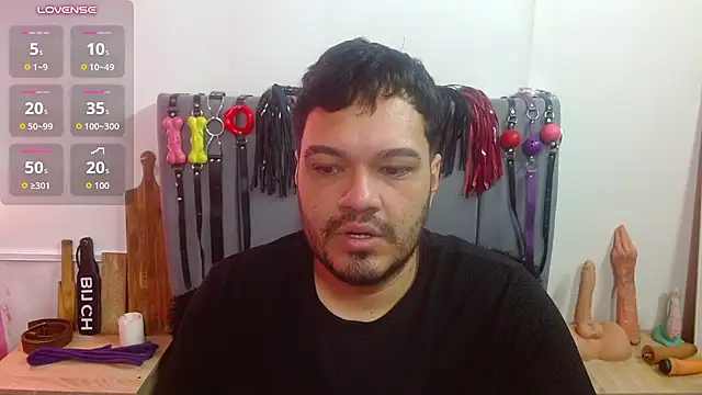 Alejandro_bdsm Webcam-Show