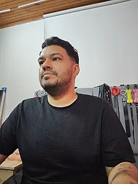 Show modela Alejandro_bdsm na web-kameri