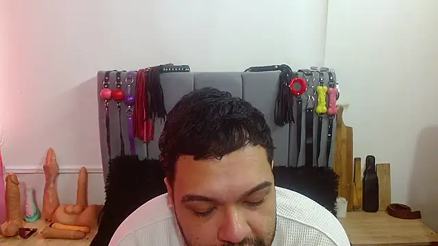 Alejandro_bdsm: вебкам-шоу