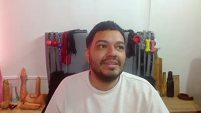 Alejandro_bdsm Show Webcam