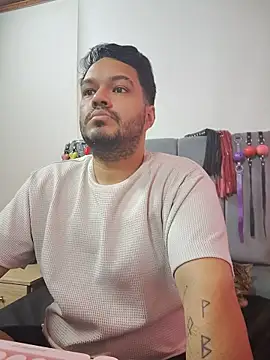 Webkamerová show Alejandro_bdsm