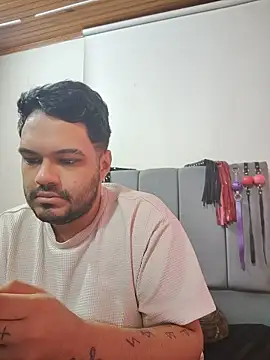 Show de Alejandro_bdsm na webcam