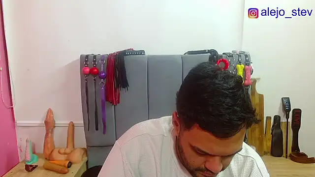 Alejandro_bdsm Webcam-Show