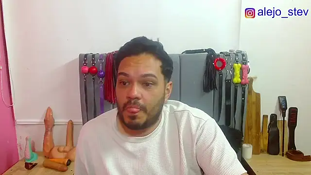 Show modela Alejandro_bdsm na web-kameri