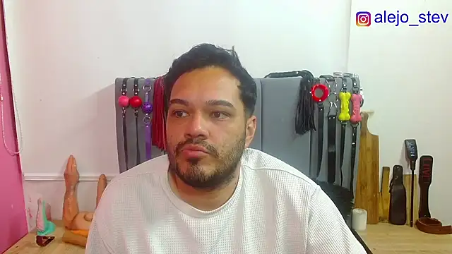 โชว์เว็บแคมของ Alejandro_bdsm