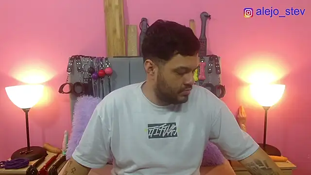 Alejandro_bdsm Webcam-Show