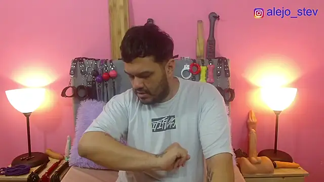 Alejandro_bdsm Adlı Modelin Web Kamerası Şovu