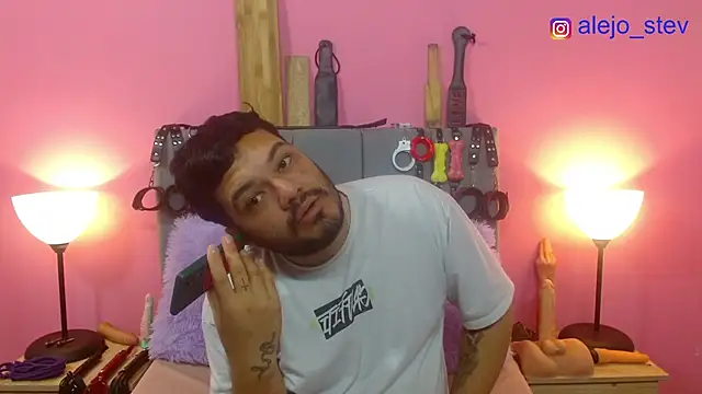 Webkamerová show Alejandro_bdsm