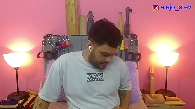 Alejandro_bdsmのウェブカメラショー