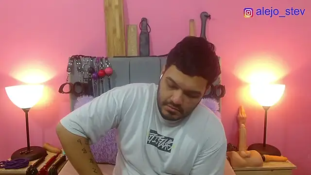 Alejandro_bdsmのウェブカメラショー
