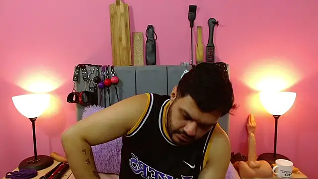 Alejandro_bdsm Webcam Show