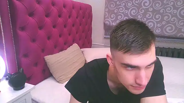 DeanWilde – webcam-show
