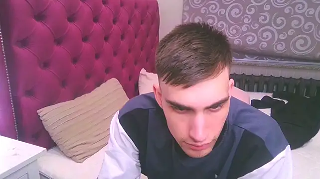 DeanWilde webcam show