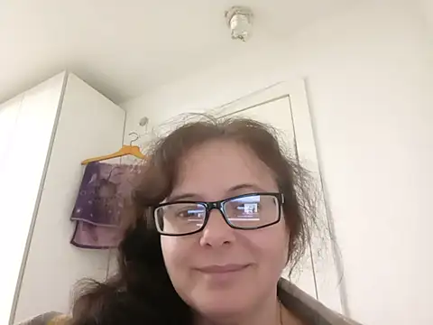 Webkamerová show Djulei