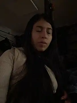 Hanna_rod Chat XXX live