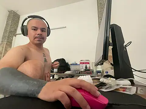 Show de deardavidg96 na webcam