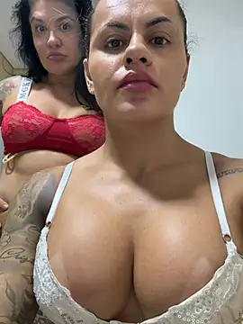 Show de carolinecbso na webcam