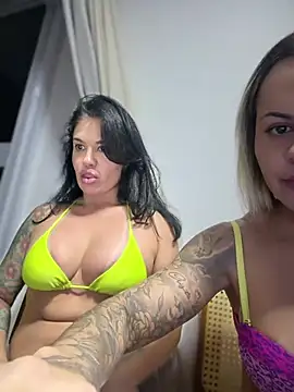 carolinesoliver ওয়েবক্যাম শো