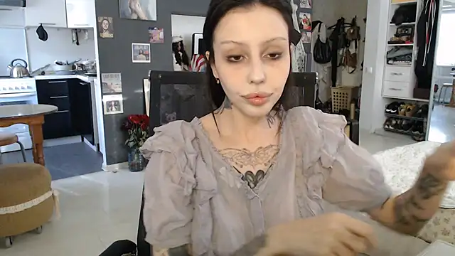 Mourna Live XXX Chat