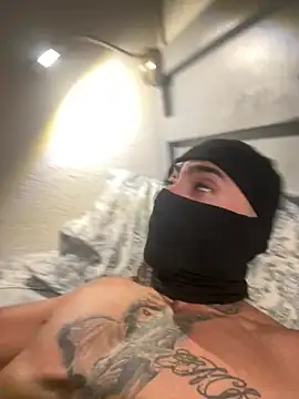 Show de 2thugz na webcam