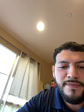 LatinoBeard01n Webbikameraesitys